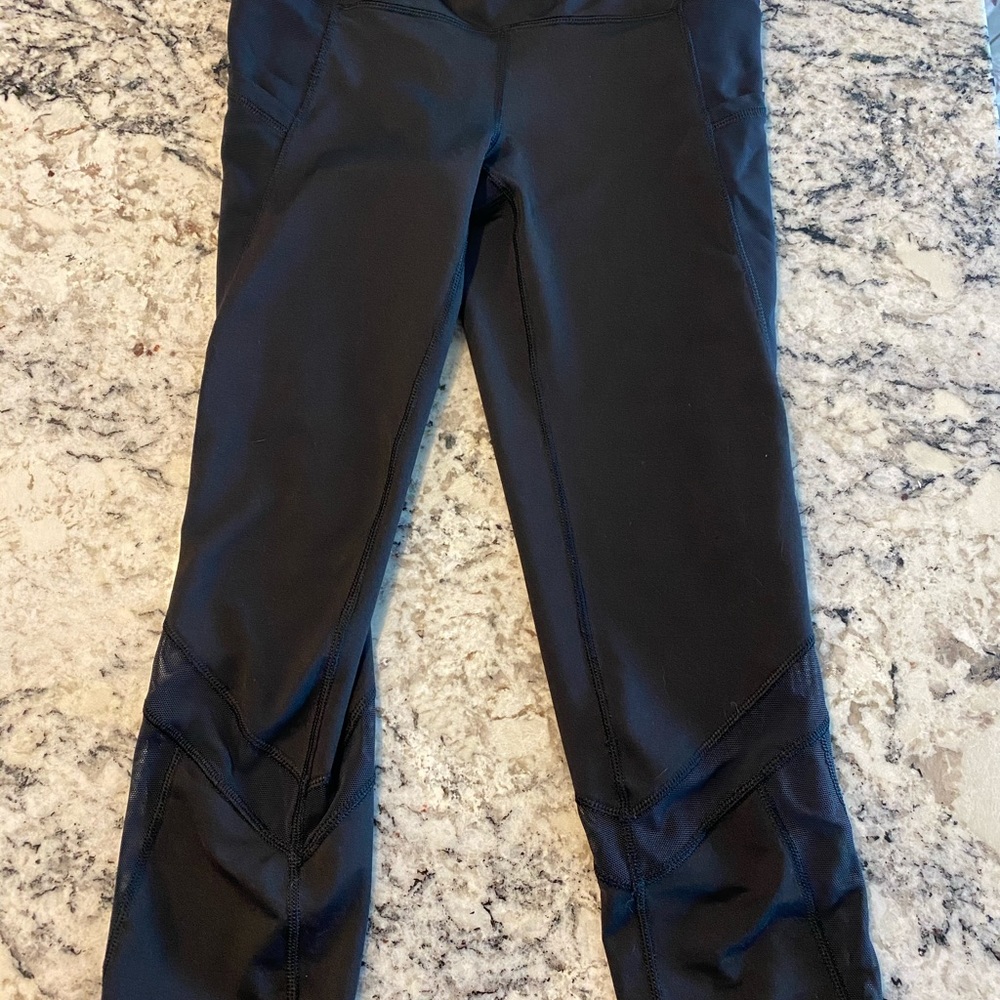 ivivva kids leggings. Lululemon’s brand for kids.